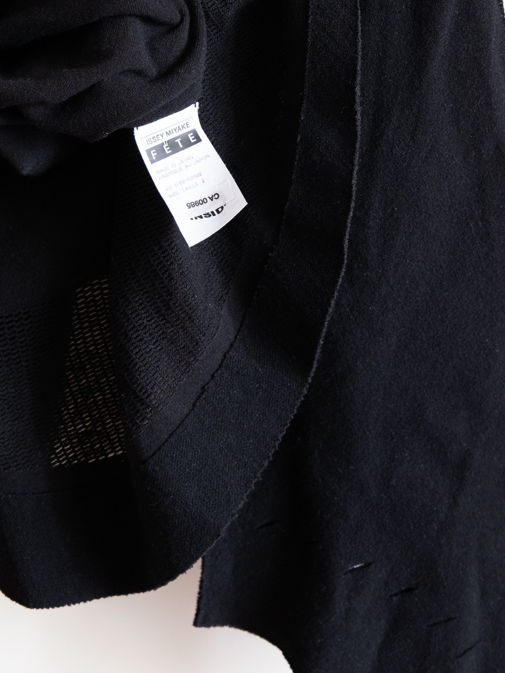Issey Miyake Black Open-Front Cardigan - Picture 2 of 4